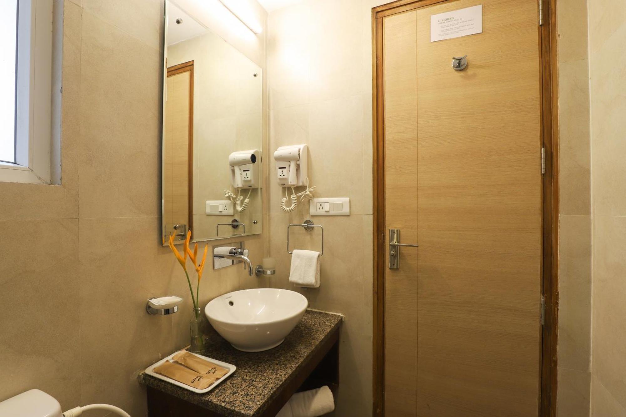 Veera Strand Park Serviced Apartments Near كالانغيُت المظهر الخارجي الصورة